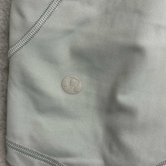 Lululemon Fast Free HR Running Shorts 6” Gray Women’s Size 8 Style LW7AU6 - Picture 3 of 7